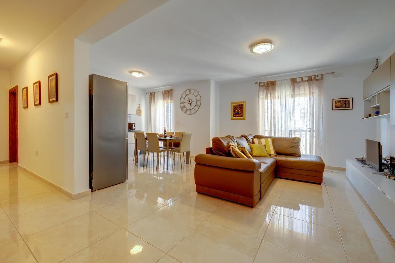 Stylish Bright And Airy Apart In Central Bugibba San Pawl il-Baħar Eksteriør bilde